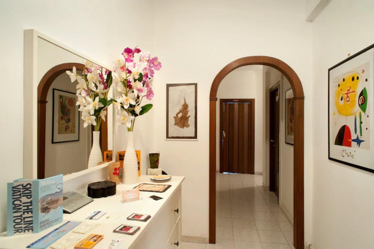 Interno 9 Roma Exterior foto